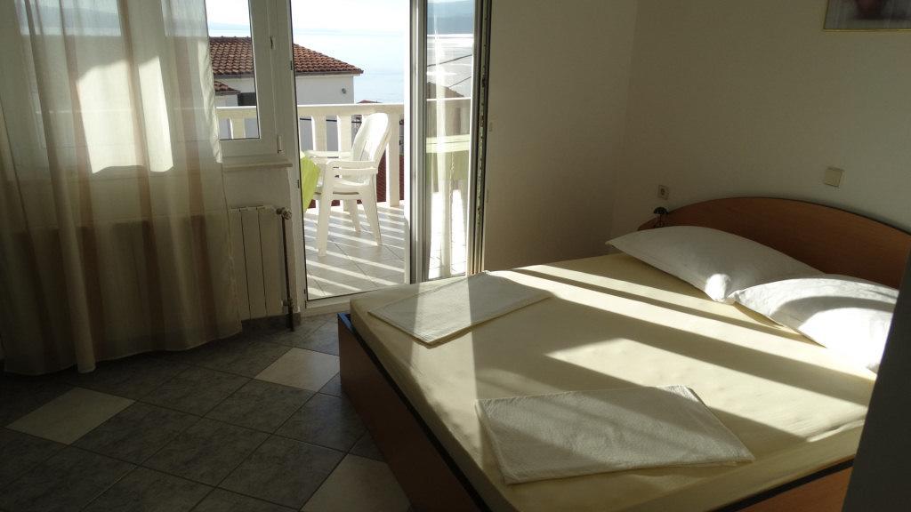 Apartamento D&N Urlicic Omiš Exterior foto
